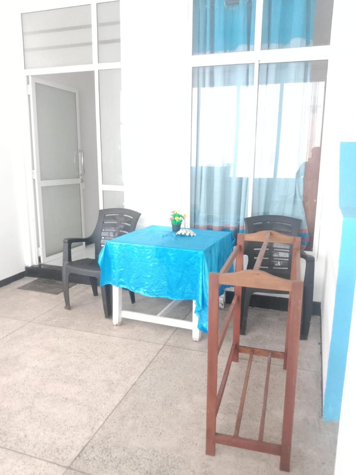 Moon Light Guest Bed & Breakfast Мириса Екстериор снимка