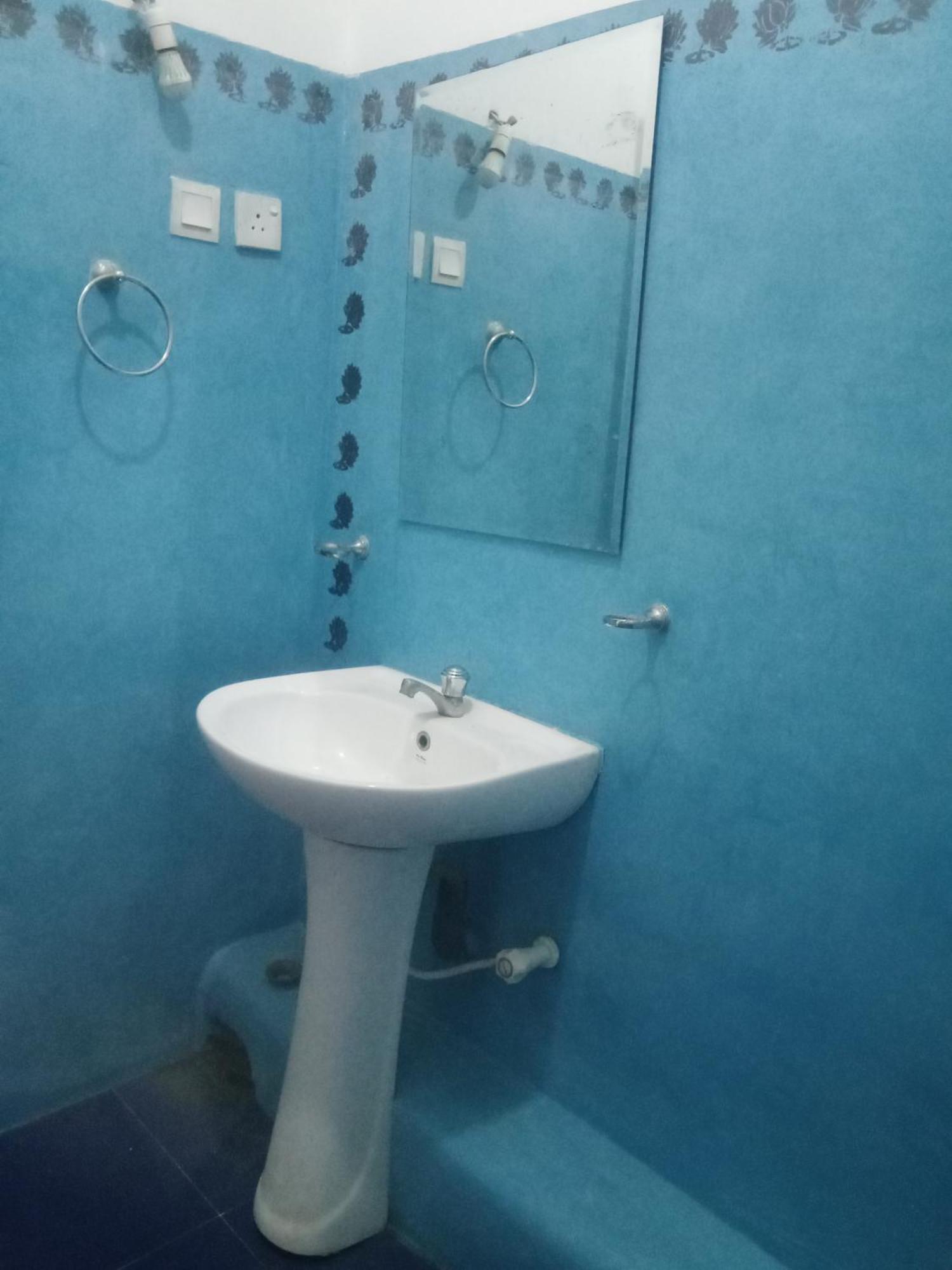 Moon Light Guest Bed & Breakfast Мириса Стая снимка