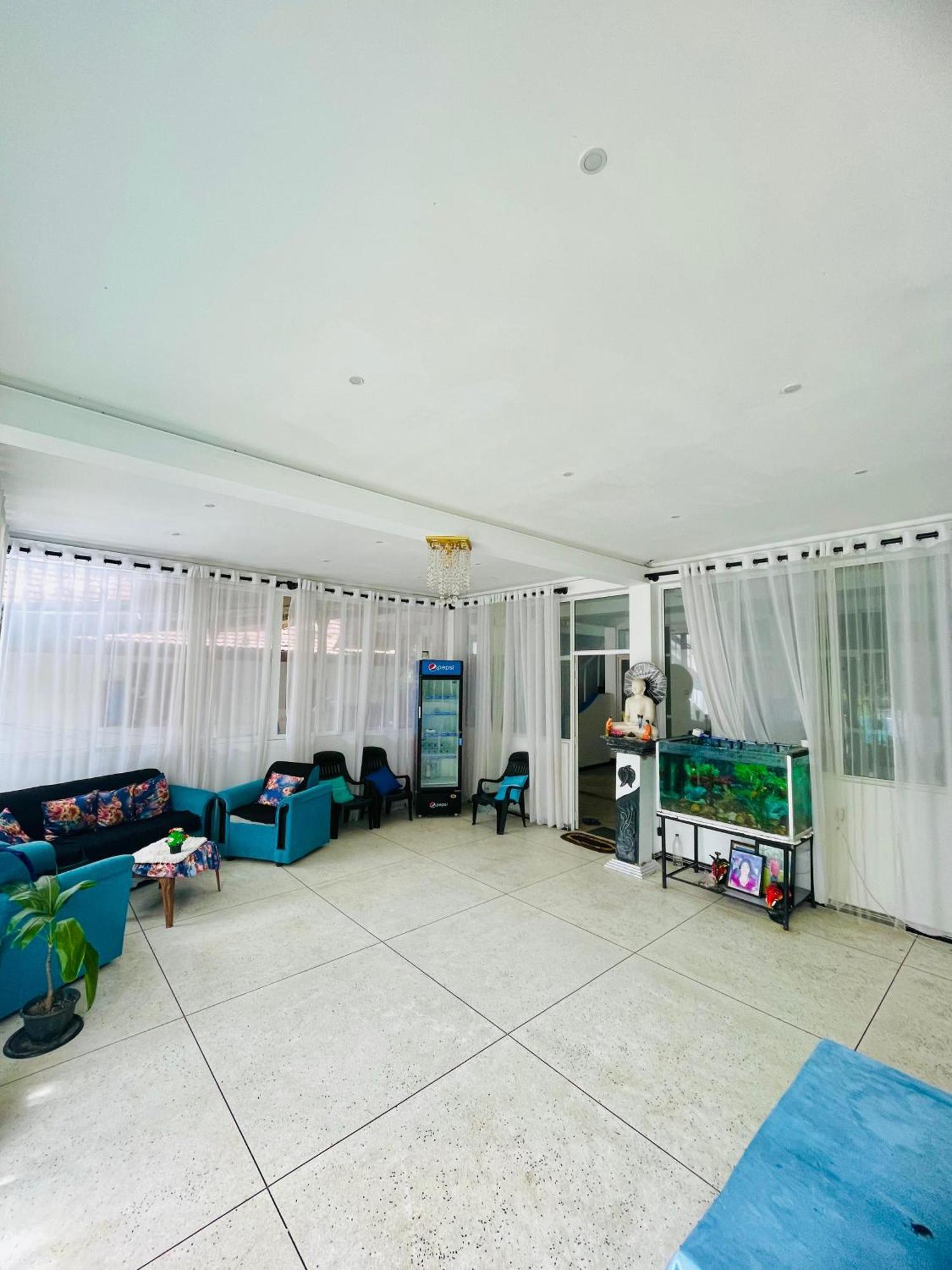 Moon Light Guest Bed & Breakfast Мириса Екстериор снимка