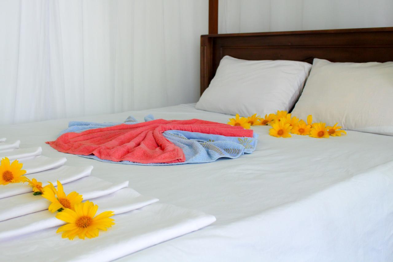 Moon Light Guest Bed & Breakfast Мириса Екстериор снимка